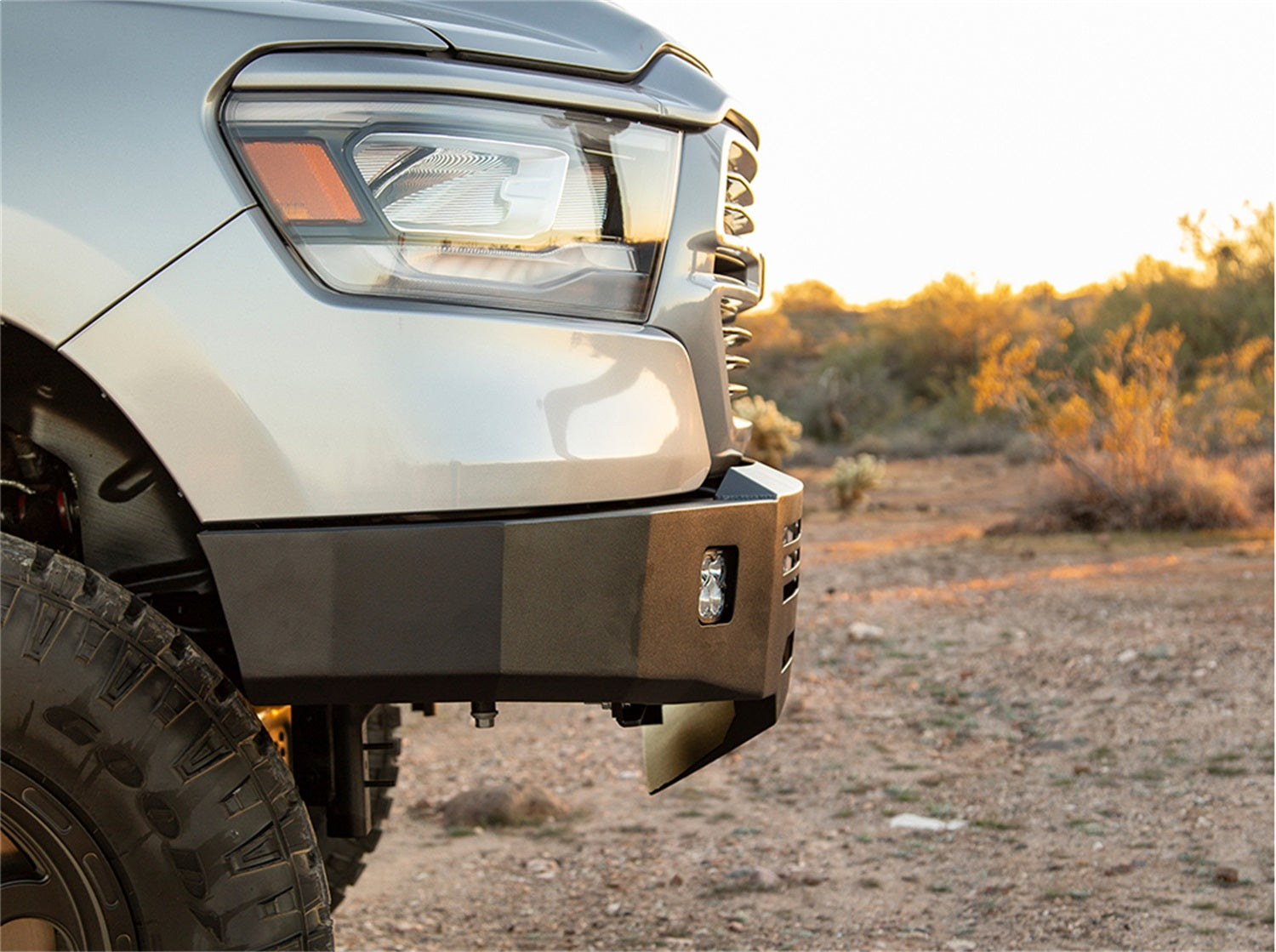 ici-alumilite-bumper-fbm39dgn-lifestyle3.jpg