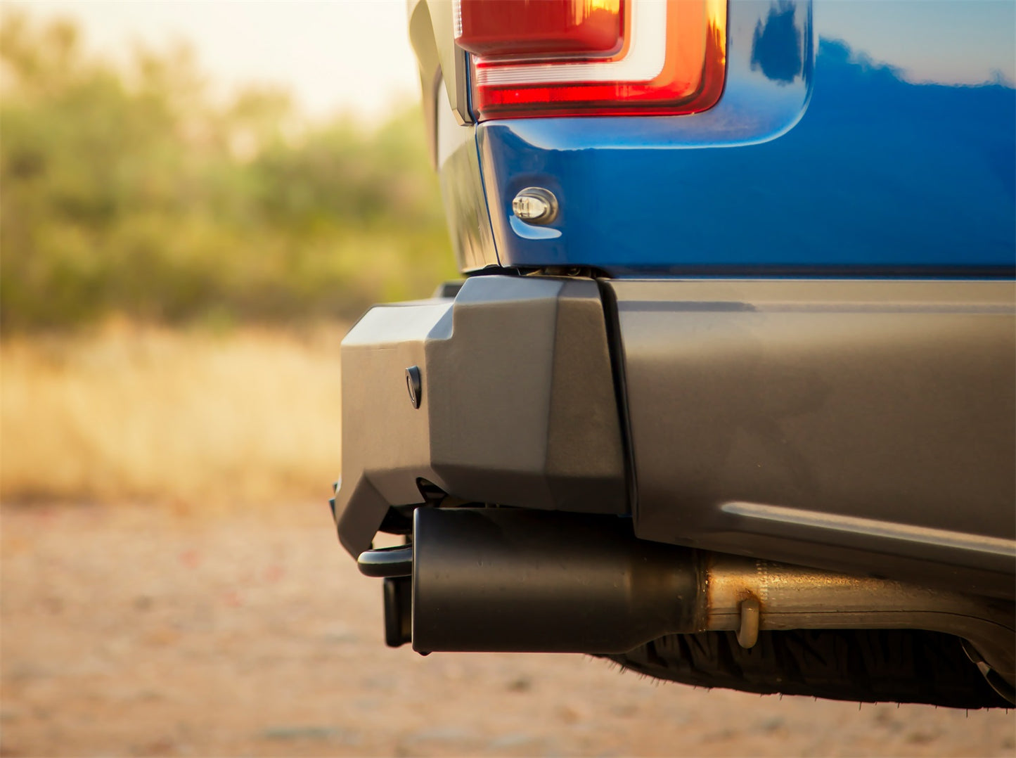 ici-alumilite-bumper-rbm17fdn-side.jpg