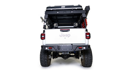 JEEP_JT20_Y1952_REAR_STUDIO.jpg