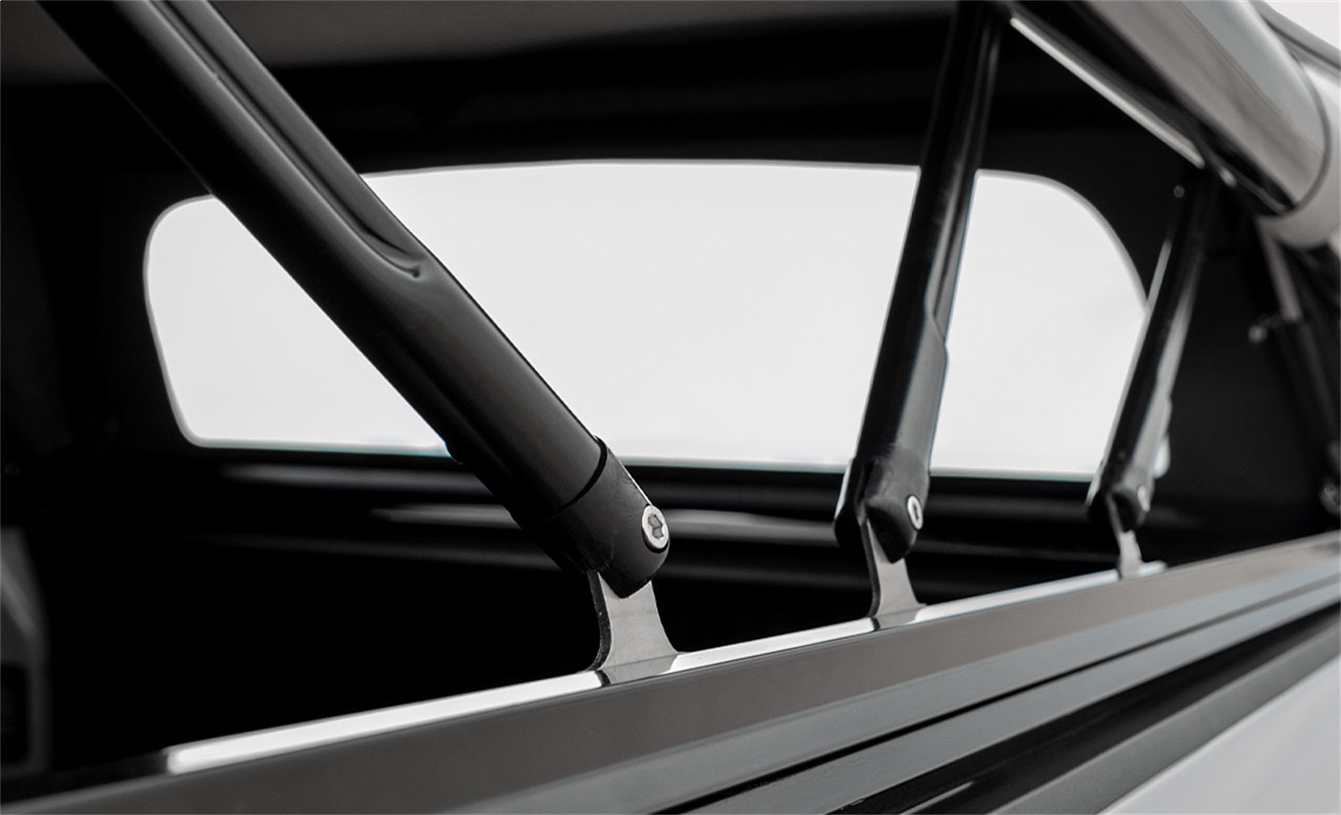 OUTLANDER-Soft-Truck-Topper-Durable-Construction.jpg