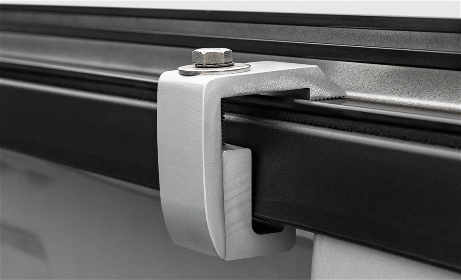 OUTLANDER-Soft-Truck-Topper-Trouble-Free-Installation.jpg