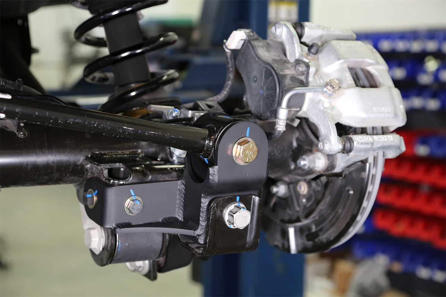 k2384-trackbar-bracket.jpg